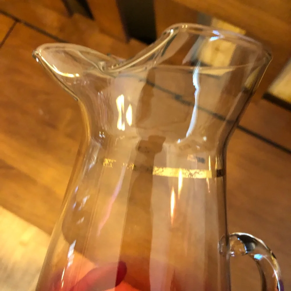 Elegant Ombre Glass Pitcher and Tumbler Set - Picture 13 of 13